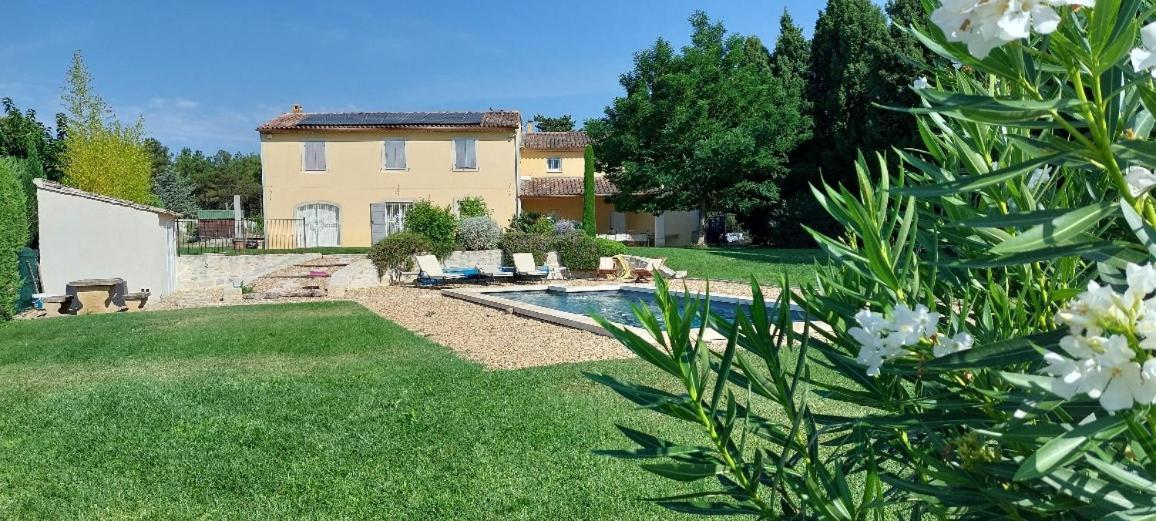 En Provence, Chez Stephanie Et Marcel Saint-Rémy-de-Provence Buitenkant foto