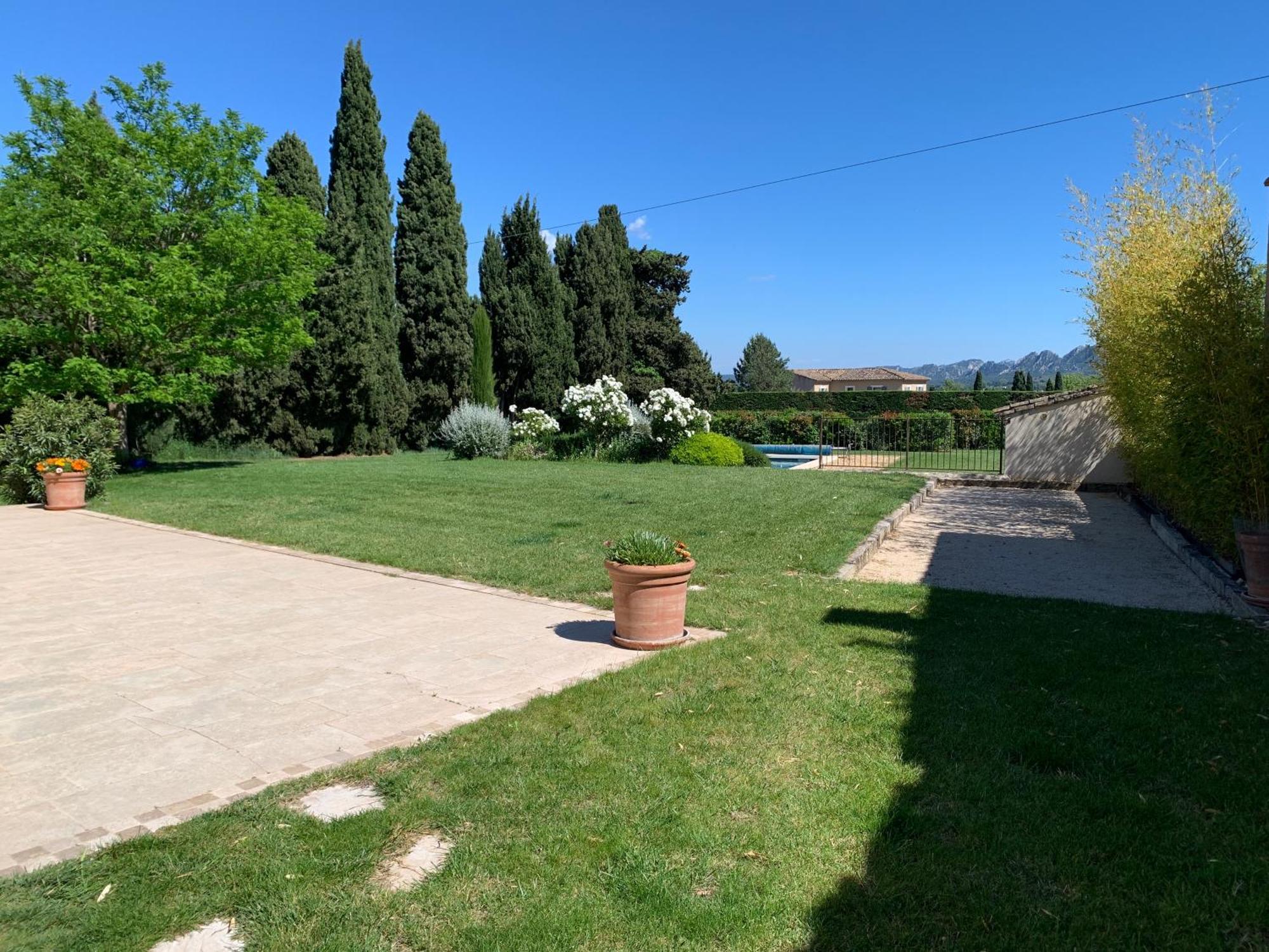 En Provence, Chez Stephanie Et Marcel Saint-Rémy-de-Provence Buitenkant foto