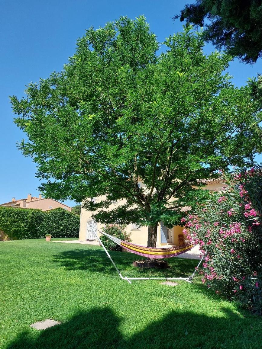 En Provence, Chez Stephanie Et Marcel Saint-Rémy-de-Provence Buitenkant foto
